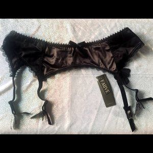 Fauve Chocolate Brown & Black Lacey Garter Belt w/ Bows Size Medium - NWT !